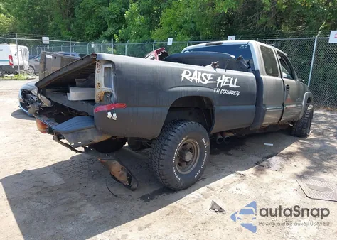 2002 GMC Sierra 2500Hd Sle from USA, damaged, VIN 1GTHK29G52E223911